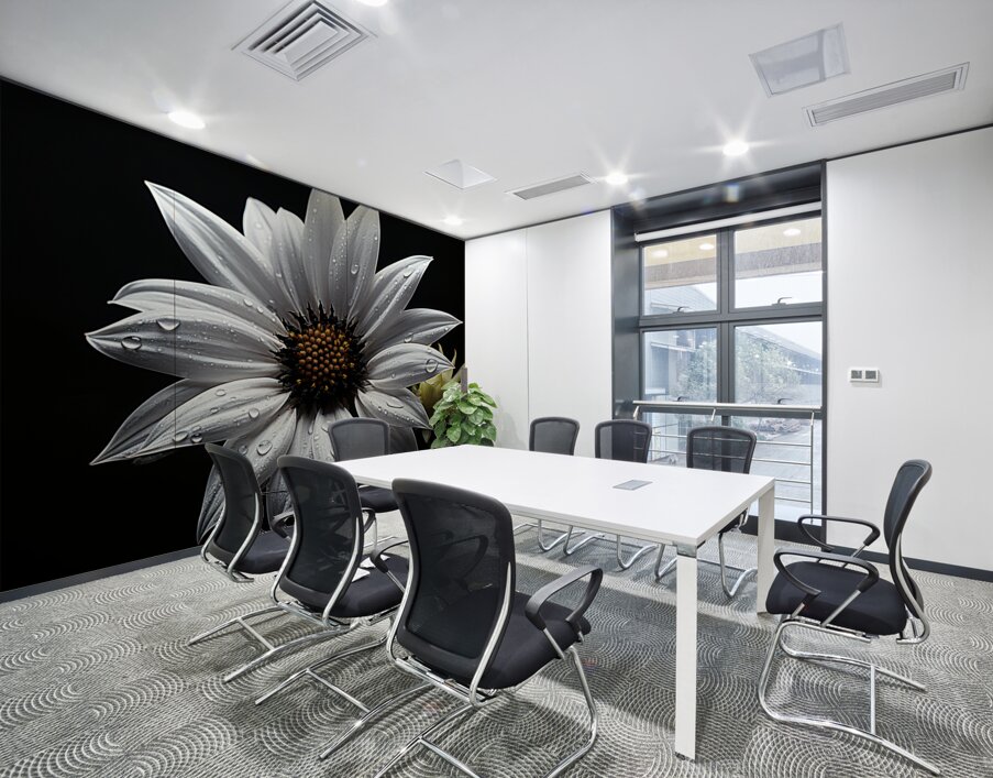 Majestic Macro – Monochrome Sunflower Close-Up Art Print Wall Printing