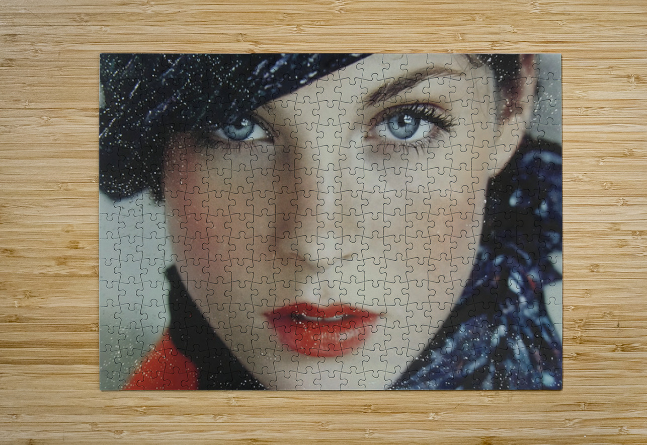 The Stare – Vintage Fashion Portrait Art Print Savage Art Prints Puzzle printing